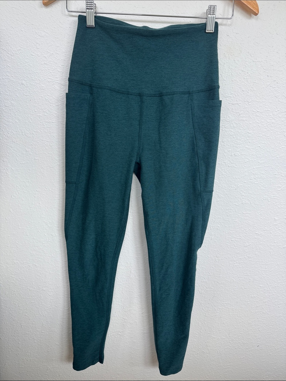 Beyond Yoga Buttery Soft High Waist Leggings With Side Pockets Size M Workout